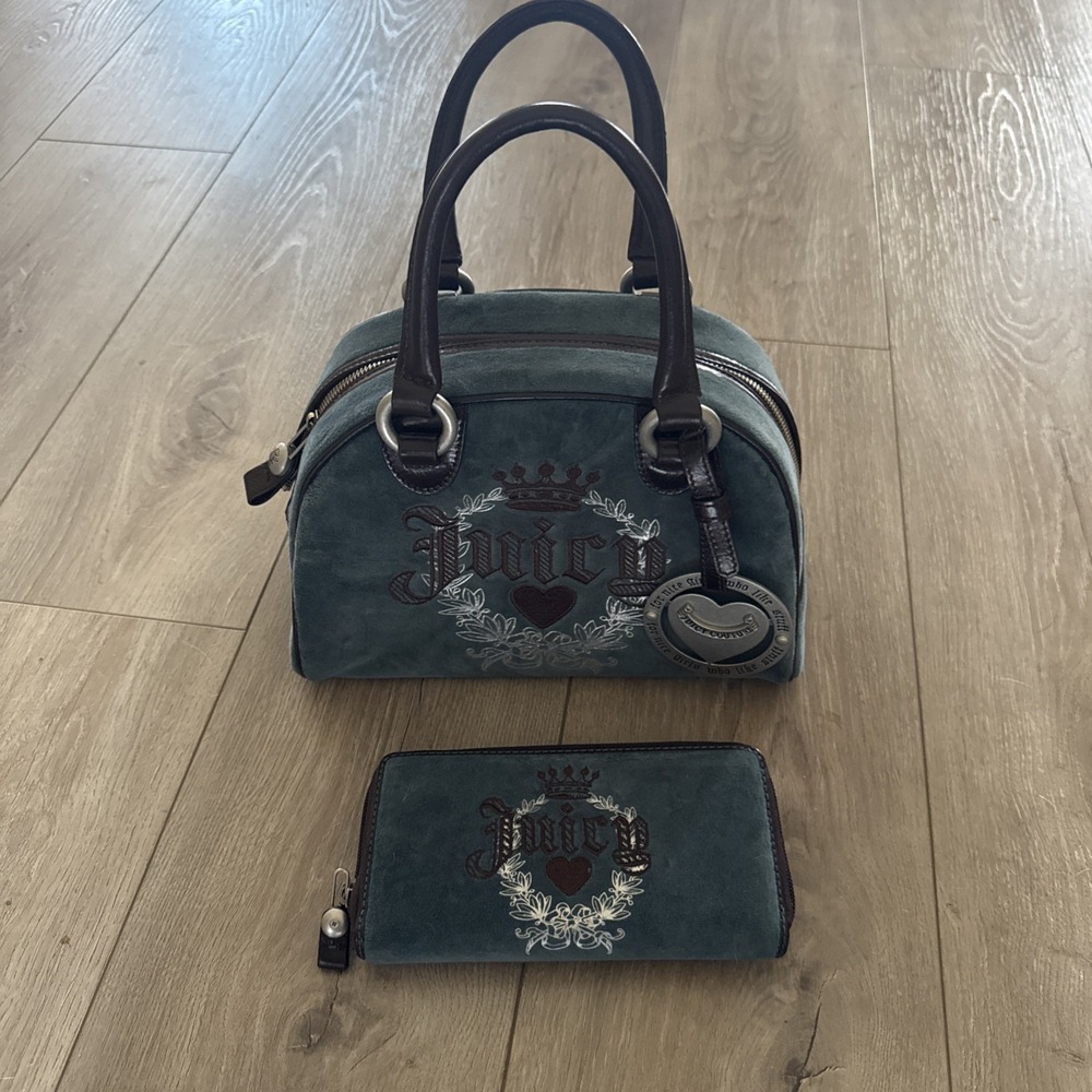 NEW VINTAGE JUICY COUTURE BOWLER BAG RARE BLUE VELVET Y2K W/matching Wallet